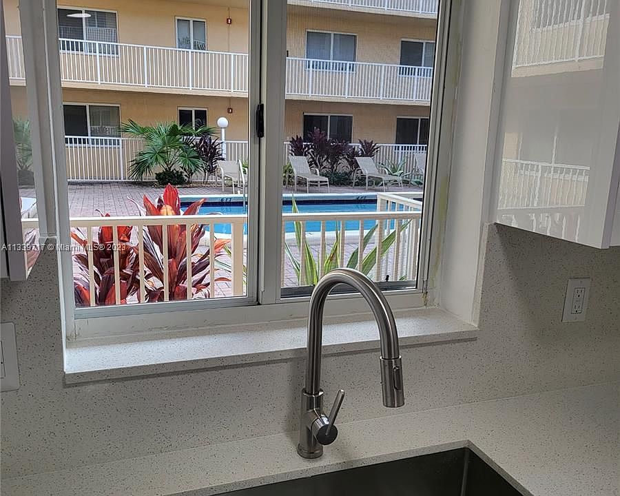 1st image of 7910 Taft St APT 101