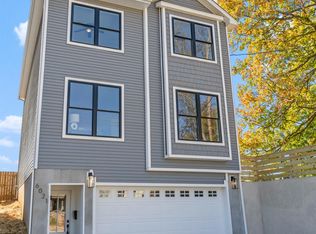 6021 Roe St, Cincinnati, OH 45227