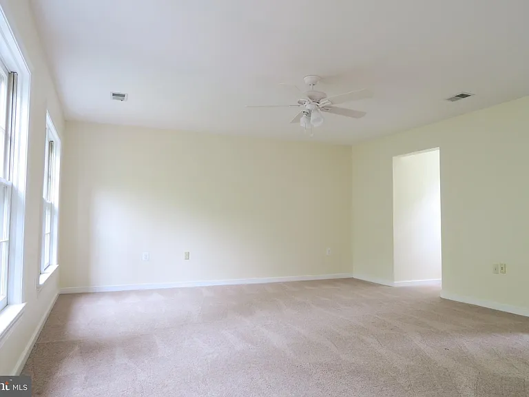 10295 Dunn Meadow Rd — Photo 28