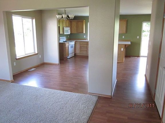 2nd image of 3417 70th Dr NE