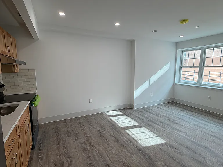 1349 Commonwealth Ave #1B — Photo 5