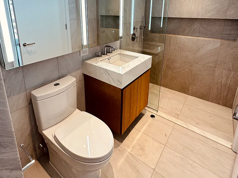300 W 30th St #13A — Photo 17