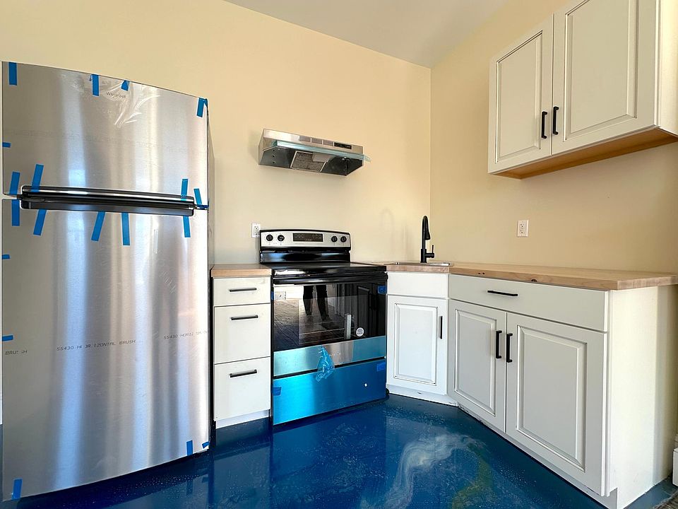 1st image of 31 Dubois St #1