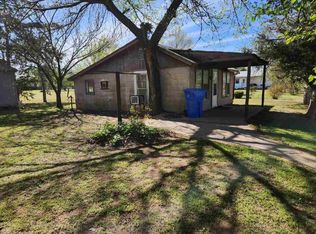 709 N 8th St, Cache, OK 73527