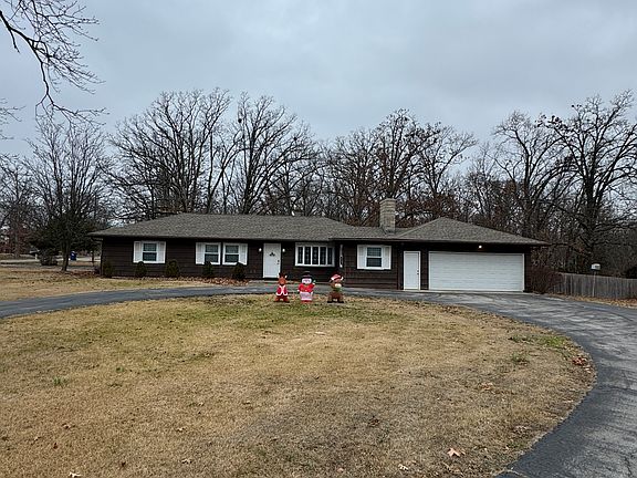 2nd image of 1 Hawthorne Dr