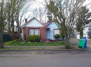 9521 N Berkeley Ave, Portland, OR 97203