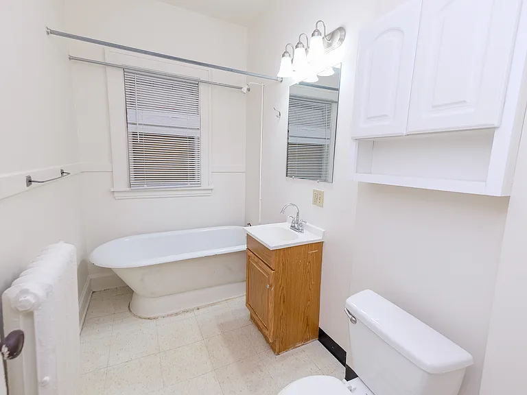 Snelling Villas — Photo 18