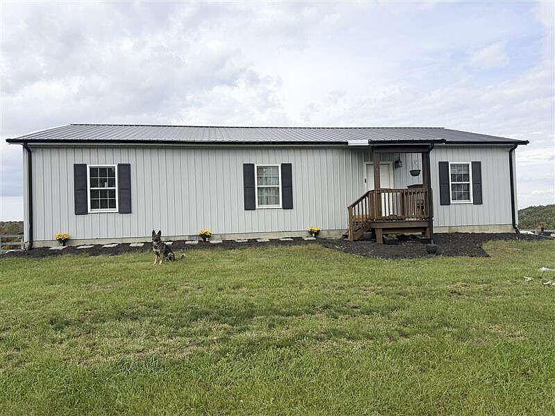 1st image of 295 Hanshaw Rd