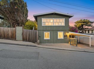 136 2nd St, Pacific Grove, CA 93950