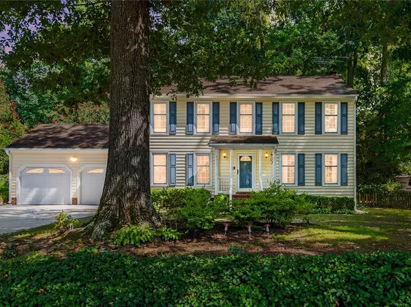 6622 Branch Rd, Hayes, VA 23072