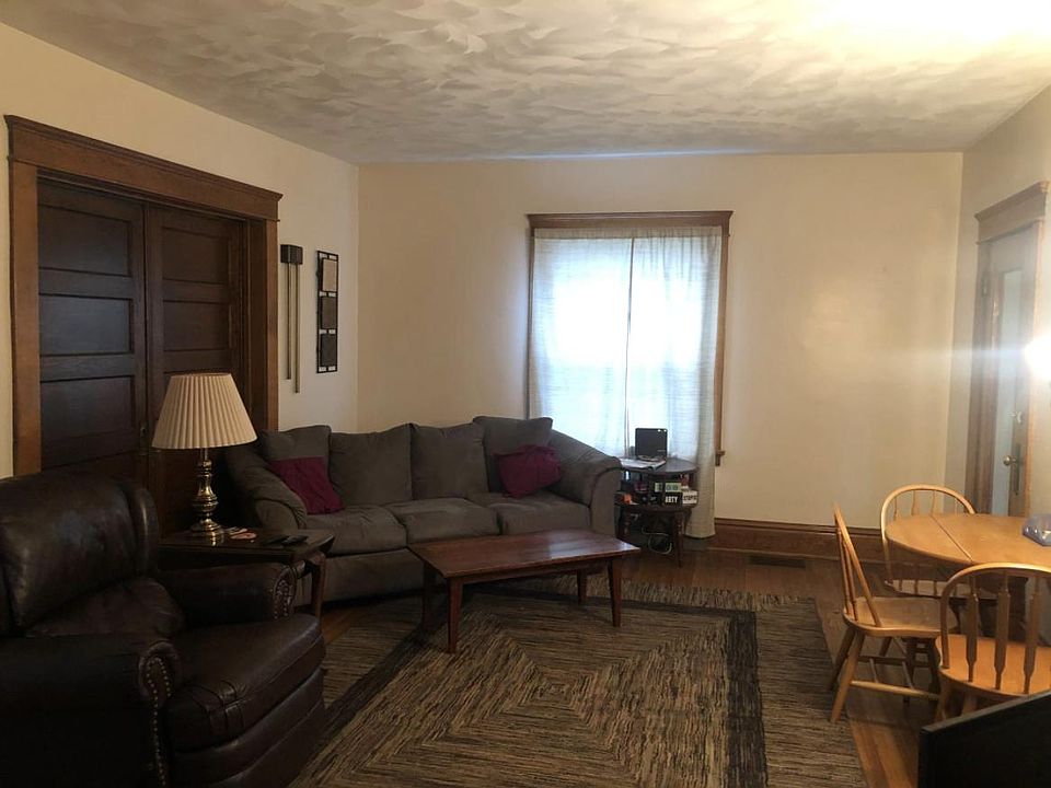 2nd image of 2115 S Arch Ave