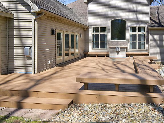 5th image of 3020 Oak Ln