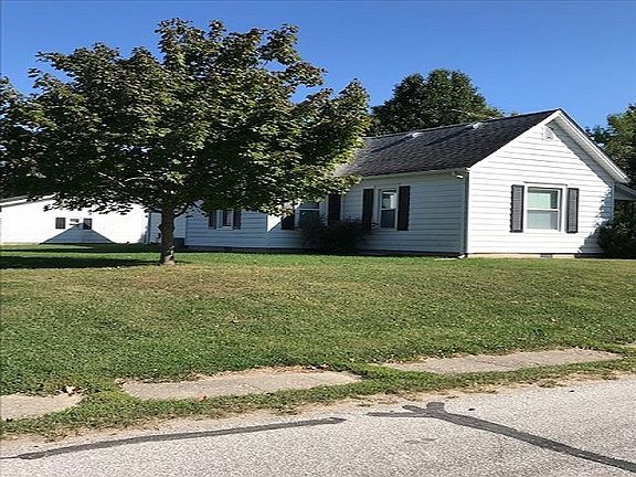 2nd image of 1016 E High St