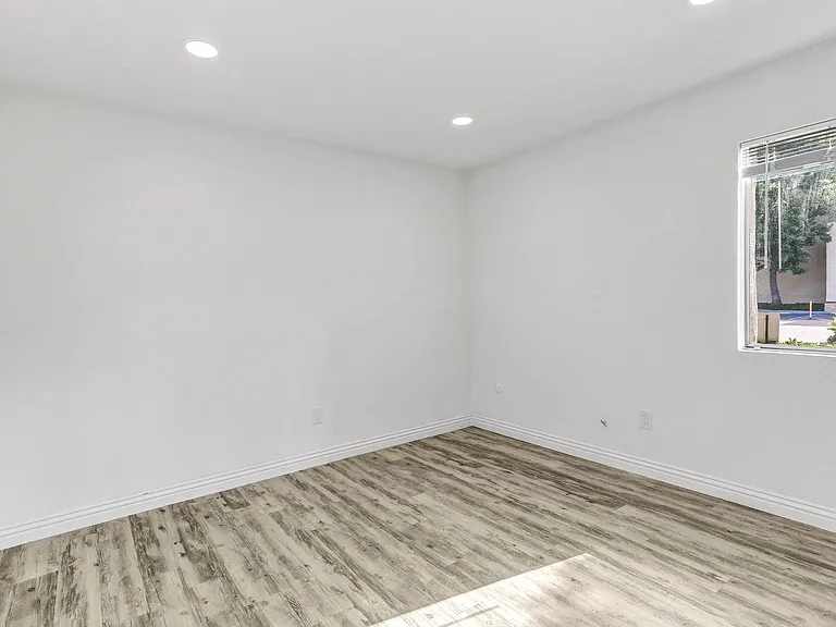 5999 Rancho Mission Rd #119 — Photo 15