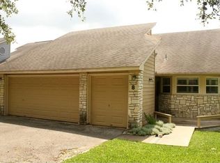 8 Cypress Point, Wimberley, TX 78676