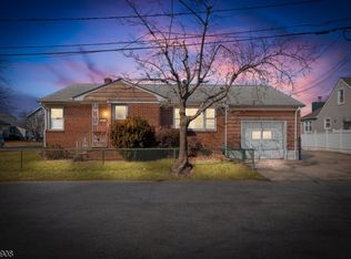 2105 Bedle Pl, Linden, NJ