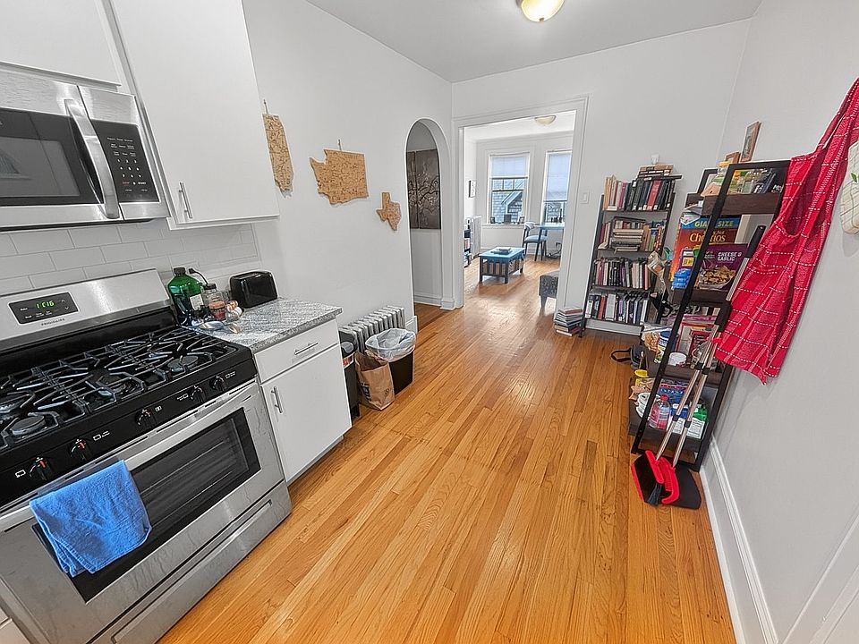 1st image of 6636 N Glenwood Ave #2E