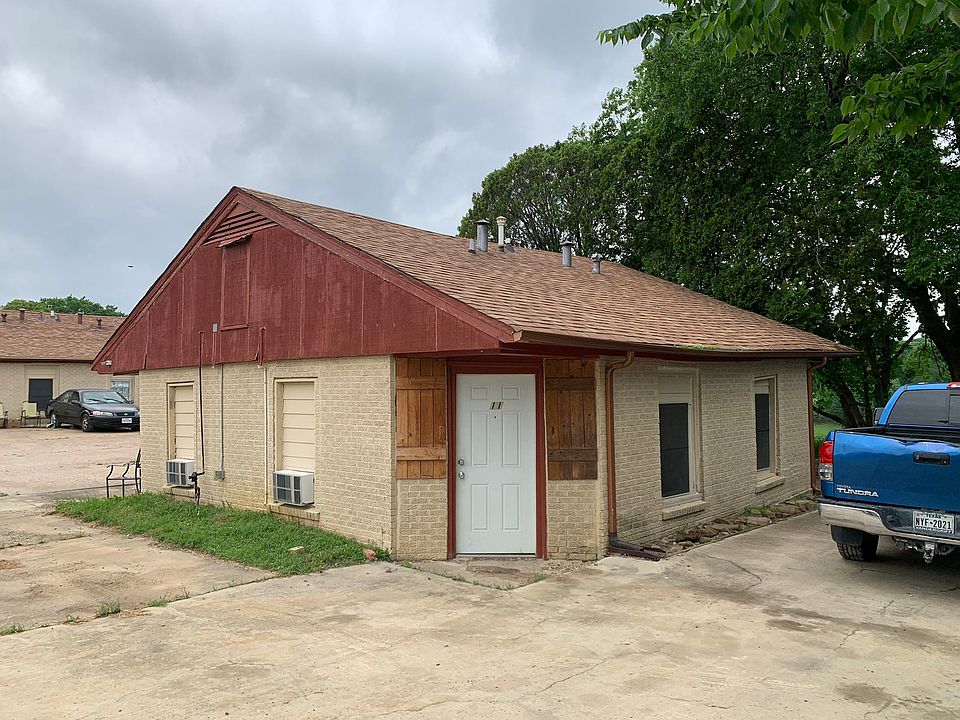 1st image of 2070 N Us Highway 69 #11