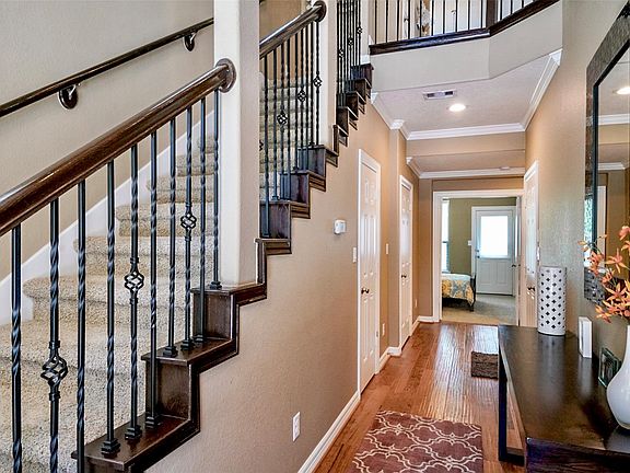 3rd image of 2719 Kings Retreat Cir