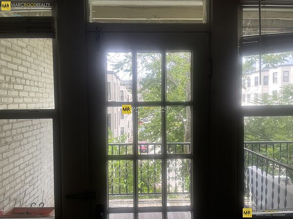 3rd image of 11 Melvin Ave