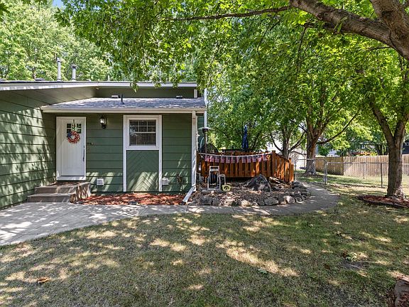 4th image of 1805 Ruby Cir