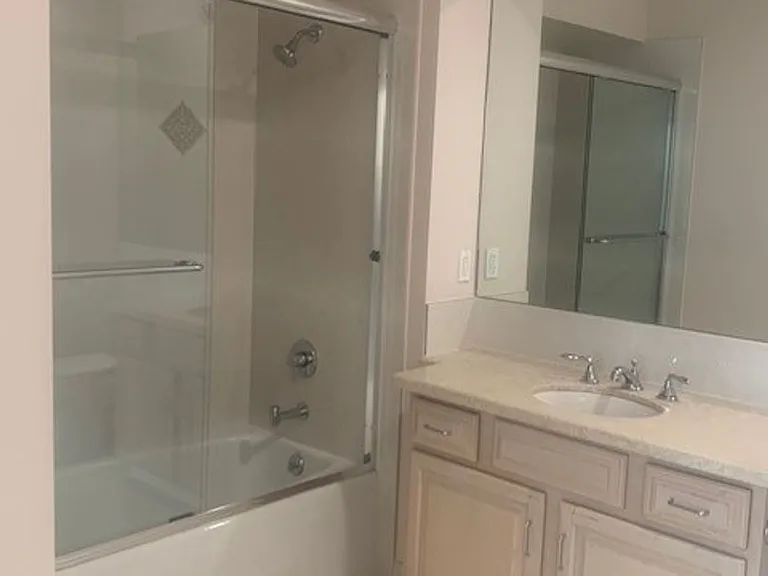 300 Laguna Honda Blvd — Photo 32