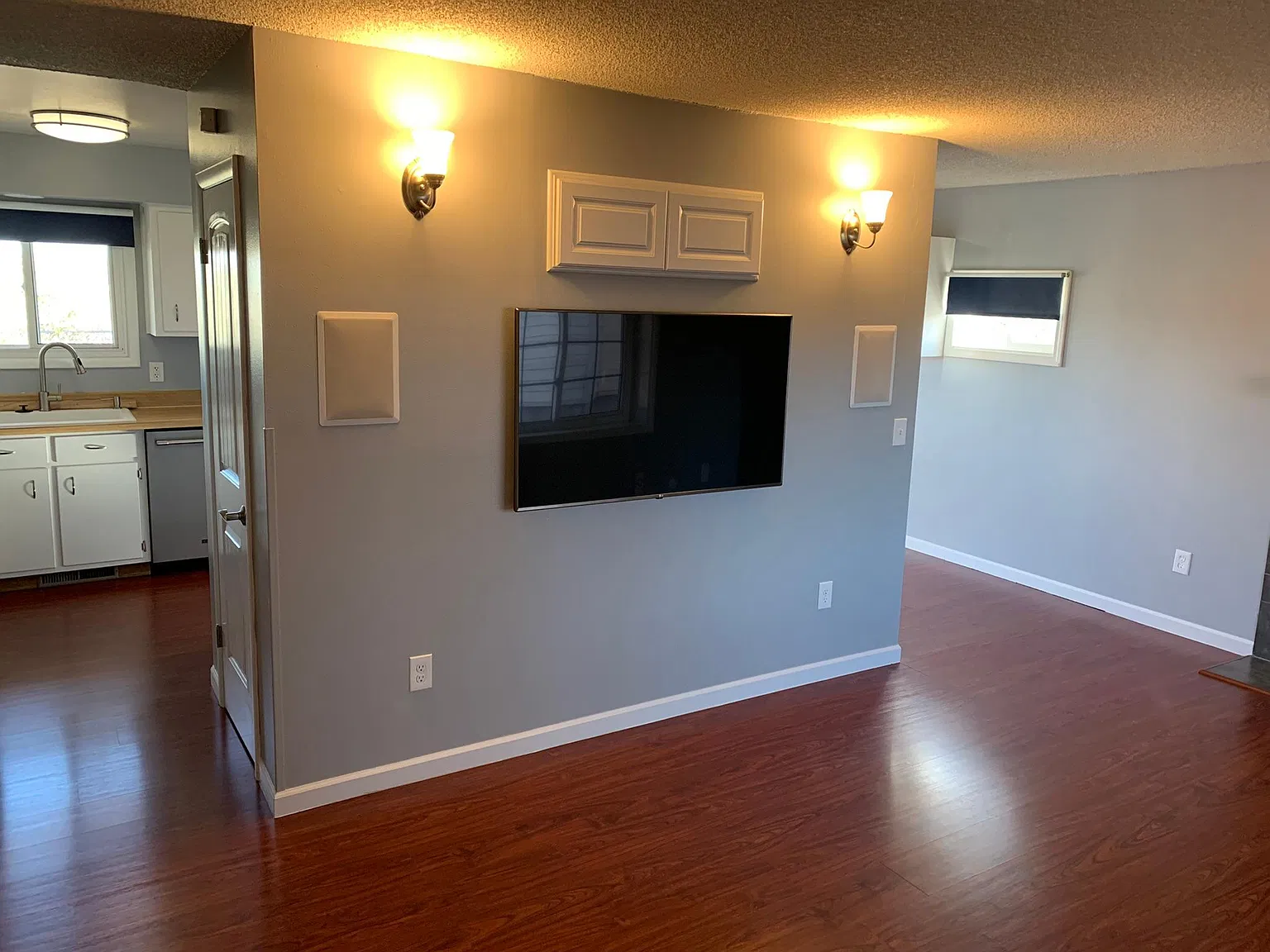 5 bed, 2016 sqft, $2,250 — Photo 4