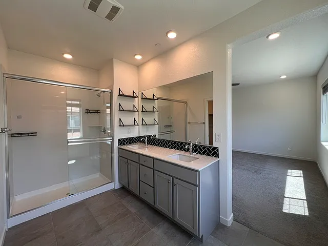 9001 Solar Point Dr #1 — Photo 22