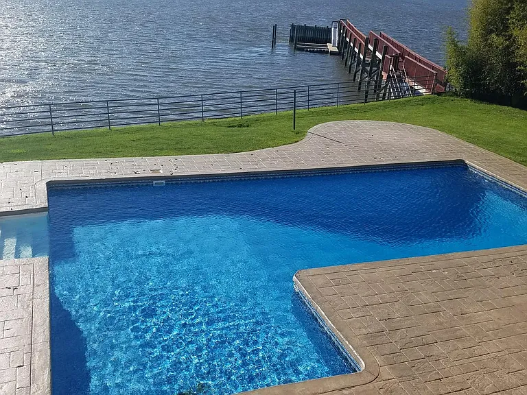 inground heated pool with new liner and new motor