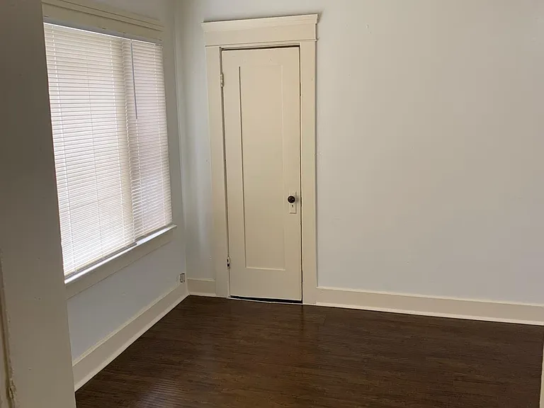 546 Cedar Ave #B — Photo 2