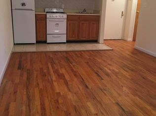 527 9th Ave APT 1A, New York, NY 10018
