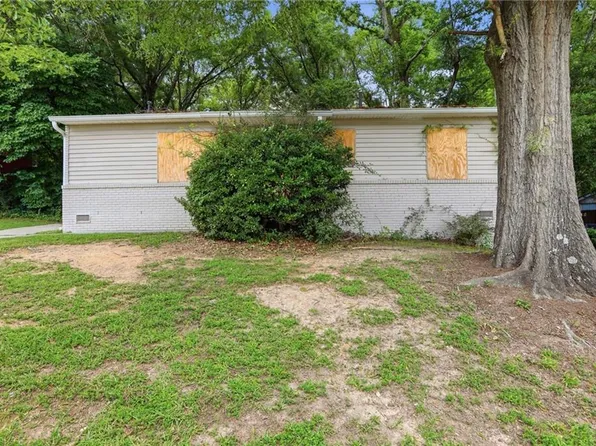 312 Fairburn Rd NW, Atlanta, GA 30331