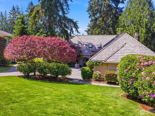 13713 209th Avenue NE, Woodinville, WA 98077