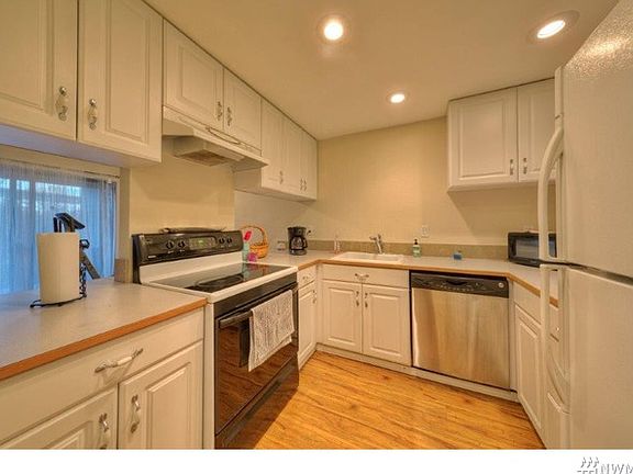 2nd image of 4006 S 158th St APT A