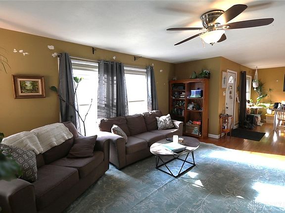 3rd image of 4717 Kathylee Ct