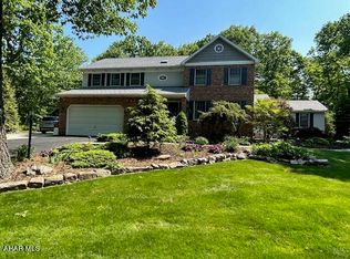 212 Deer Run Rd, Hollidaysburg, PA 16648