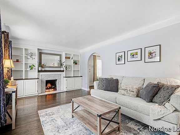 3rd image of 1111 Walsh St SE