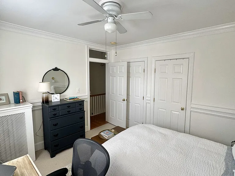 1389 D St NE — Photo 11
