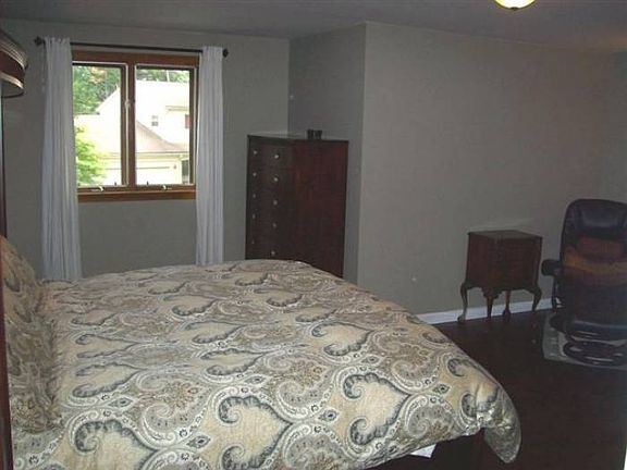 5th image of 500 Saddle Ln