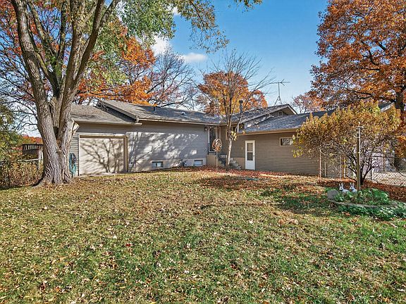 2nd image of 23145 W Martin Lake Dr NE