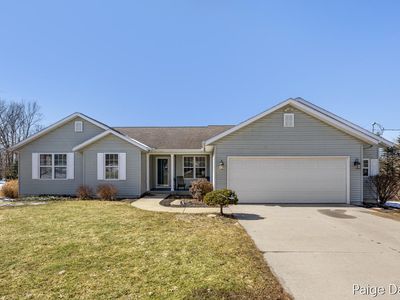 3025 Valley View Dr NE, Rockford, MI, 49341
