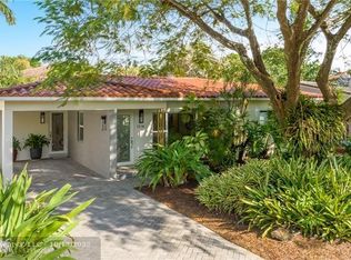 1216 NE 17th Way, Fort Lauderdale, FL 33304