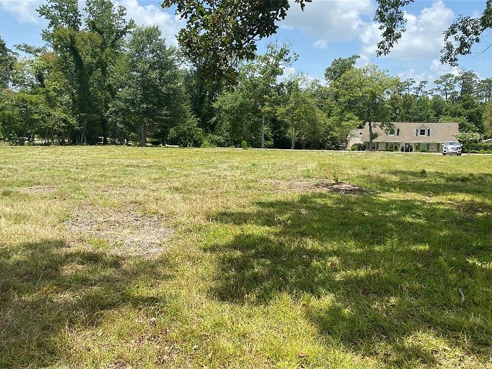 2nd image of 7 Ivy Ln