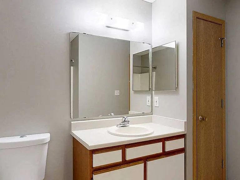 Northbrook Apartments — Photo 141
