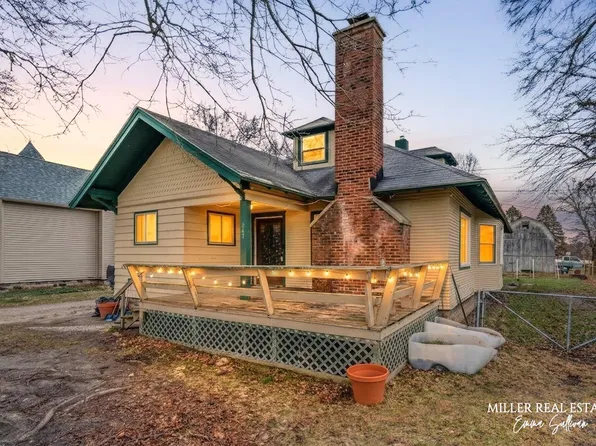247 Cressy St, Freeport, MI 49325
