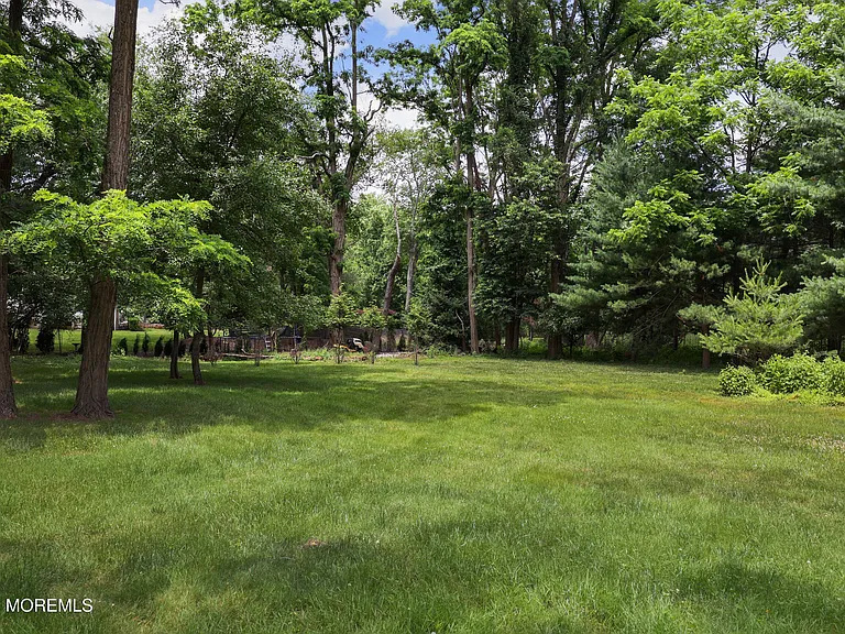 89 Middletown Rd #REAR — Photo 10