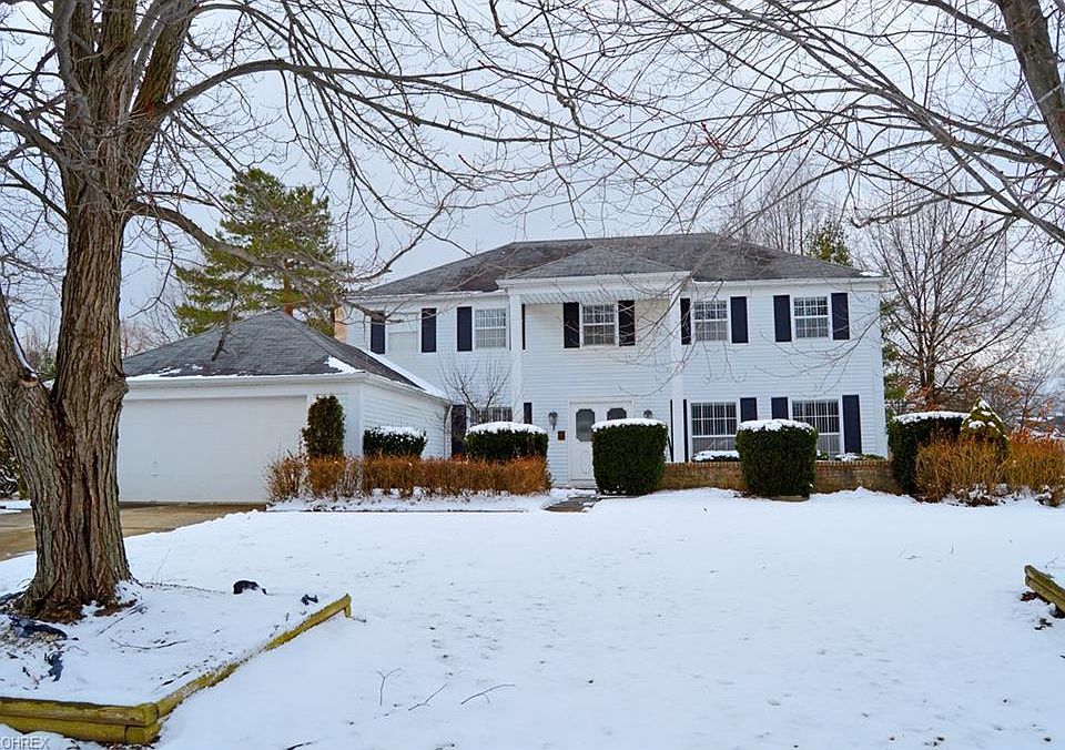 1st image of 17111 Hunting Meadows Dr