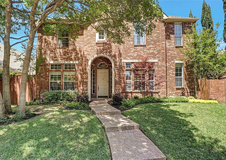 1st image of 3021 Abbey Ln