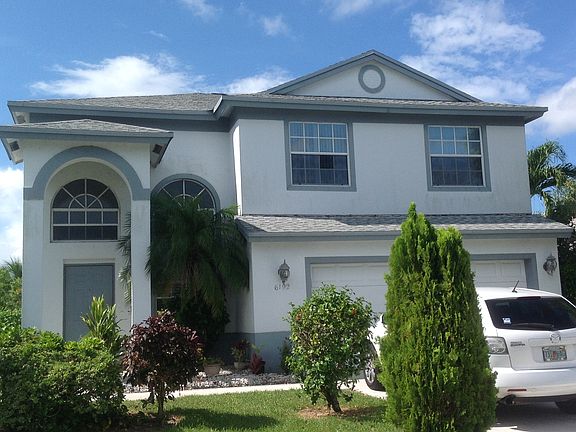 3rd image of 6192 Lansdowne Cir