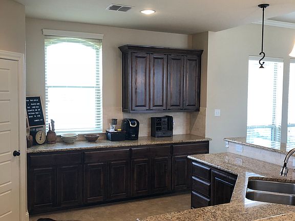 4th image of 6019 Frio Dr